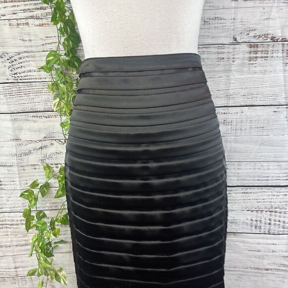 Dressbarn Skirt size 4 Black Satin Layers Pencil Knee Wedding Cocktail Church - Picture 2 of 10